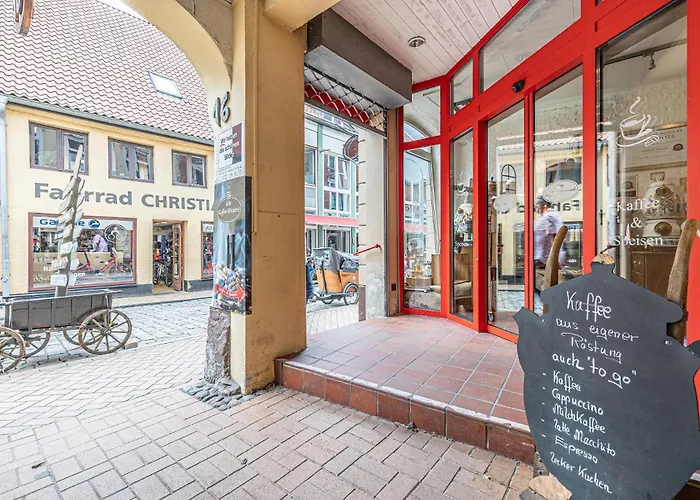Fewo1846 - Im Sonnenhof - Komfortable 2-Zimmer-Wohnung Im Stadtzentrum