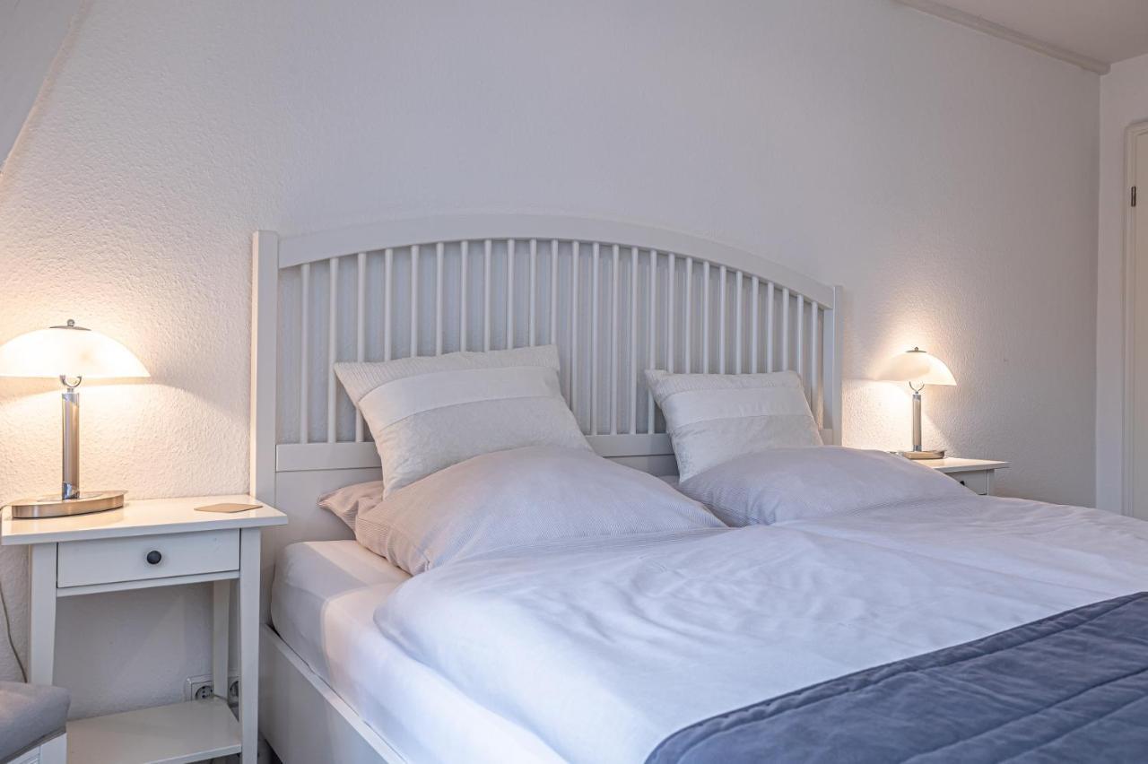 Fewo1846 - Im Sonnenhof - Komfortable 2-zimmer-wohnung Im Stadtzentrum *