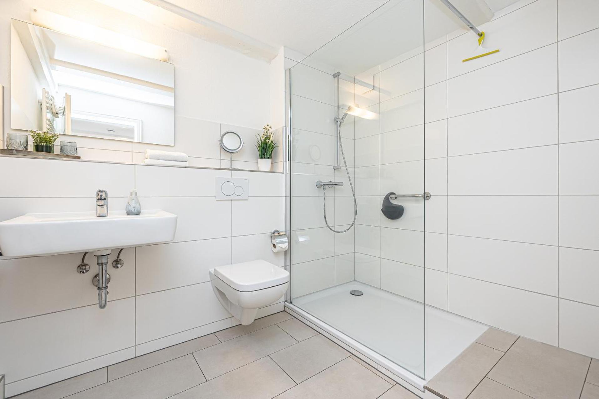 Fewo1846 - Im Sonnenhof - Komfortable 2-zimmer-wohnung Im Stadtzentrum Apartment