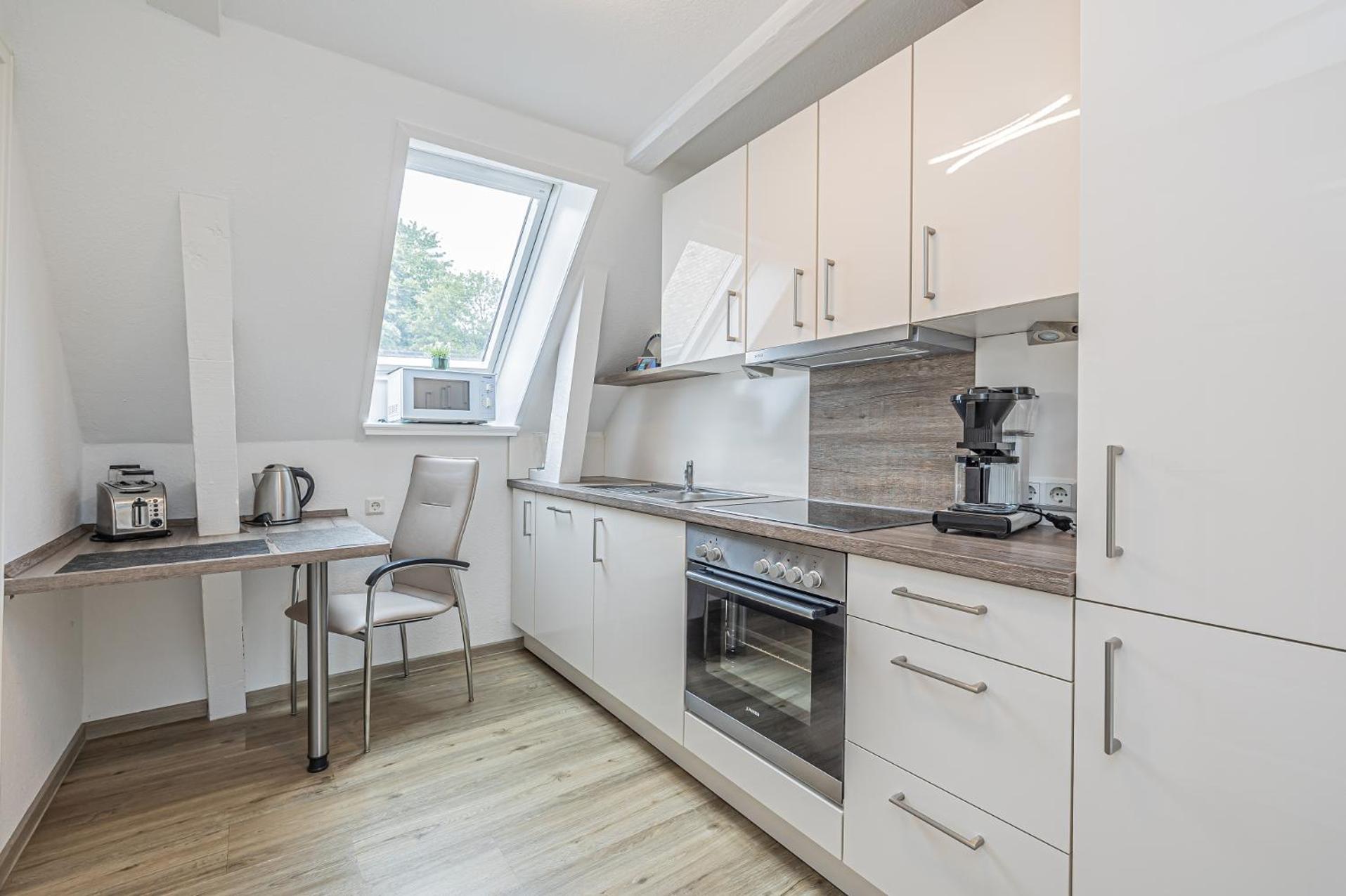 Fewo1846 - Im Sonnenhof - Komfortable 2-zimmer-wohnung Im Stadtzentrum *
