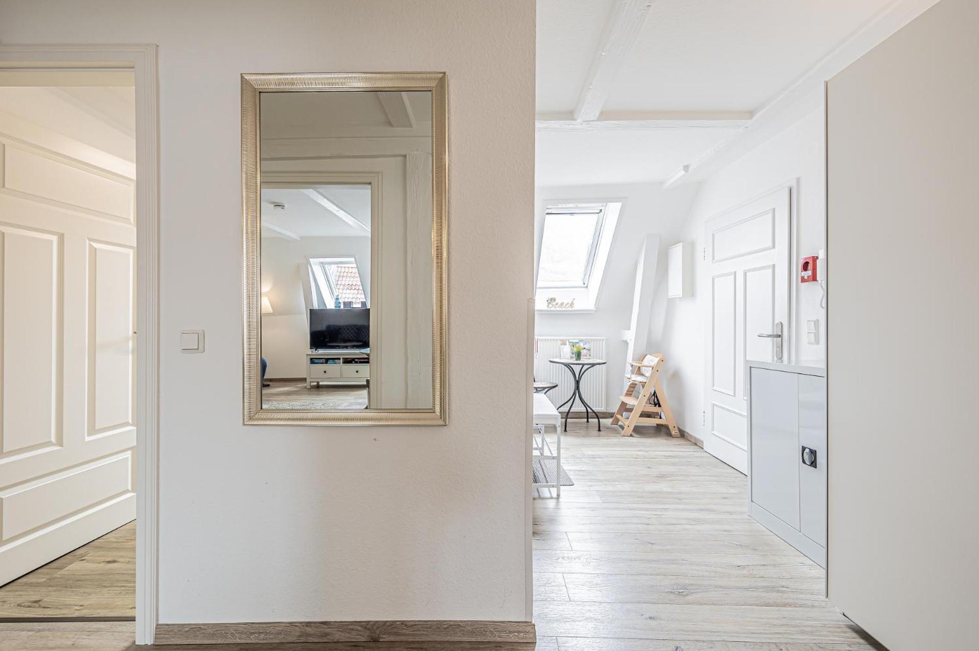 Apartment Fewo1846 - Im Sonnenhof - Komfortable 2-zimmer-wohnung Im Stadtzentrum *