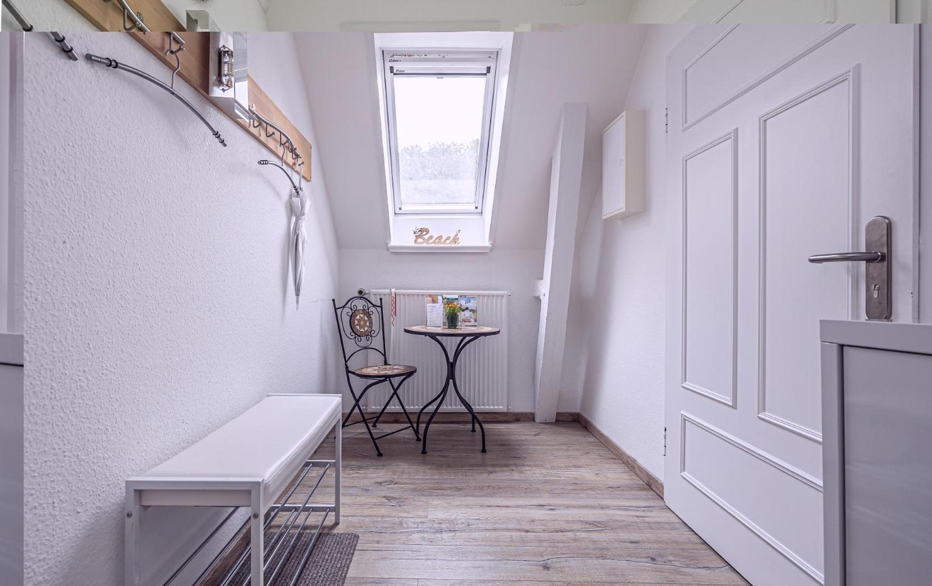 Apartment Fewo1846 - Im Sonnenhof - Komfortable 2-zimmer-wohnung Im Stadtzentrum *